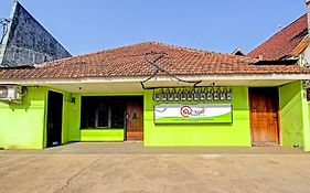 Spot On 91521 Mayong Guesthouse